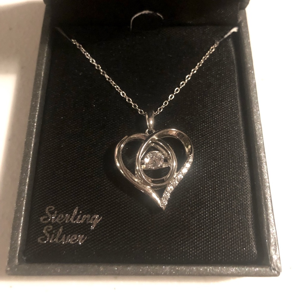Floating DiamonLuxe 3/4 Carat Simulated Diamond Sterling Silver Heart Necklace